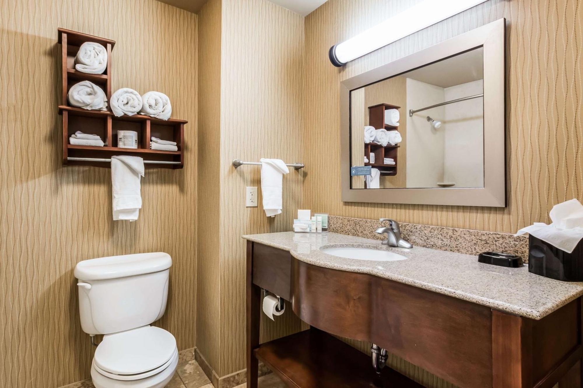 Hampton Inn Derby-Wichita Southeast Exteriör bild